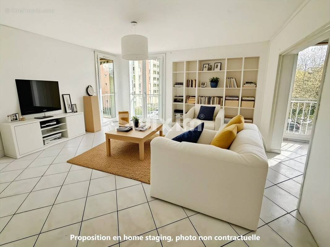 Appartement à PIERRELATTE