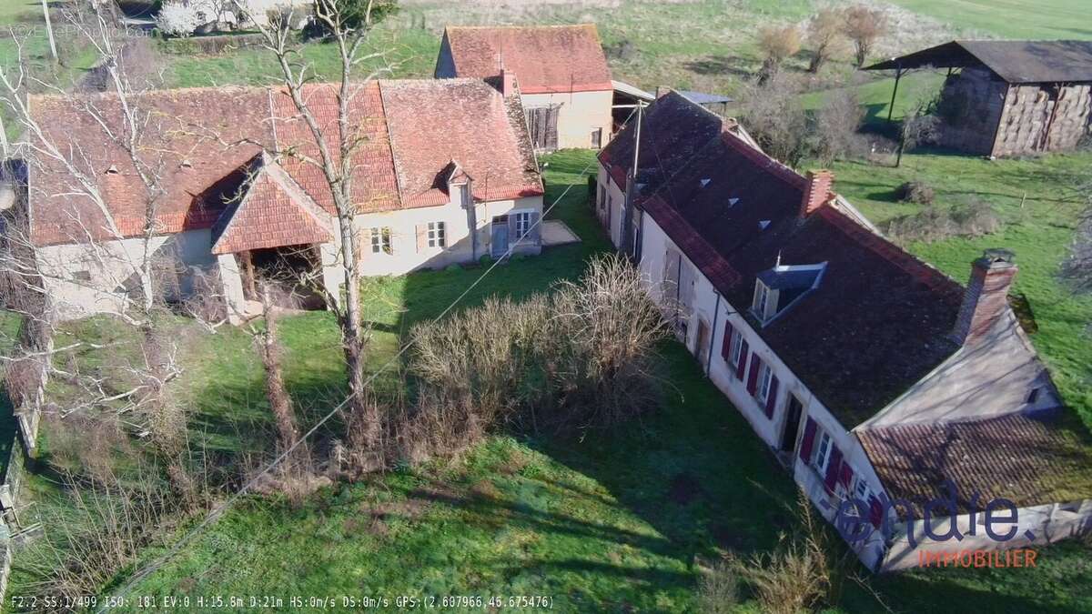 Maison à COUST