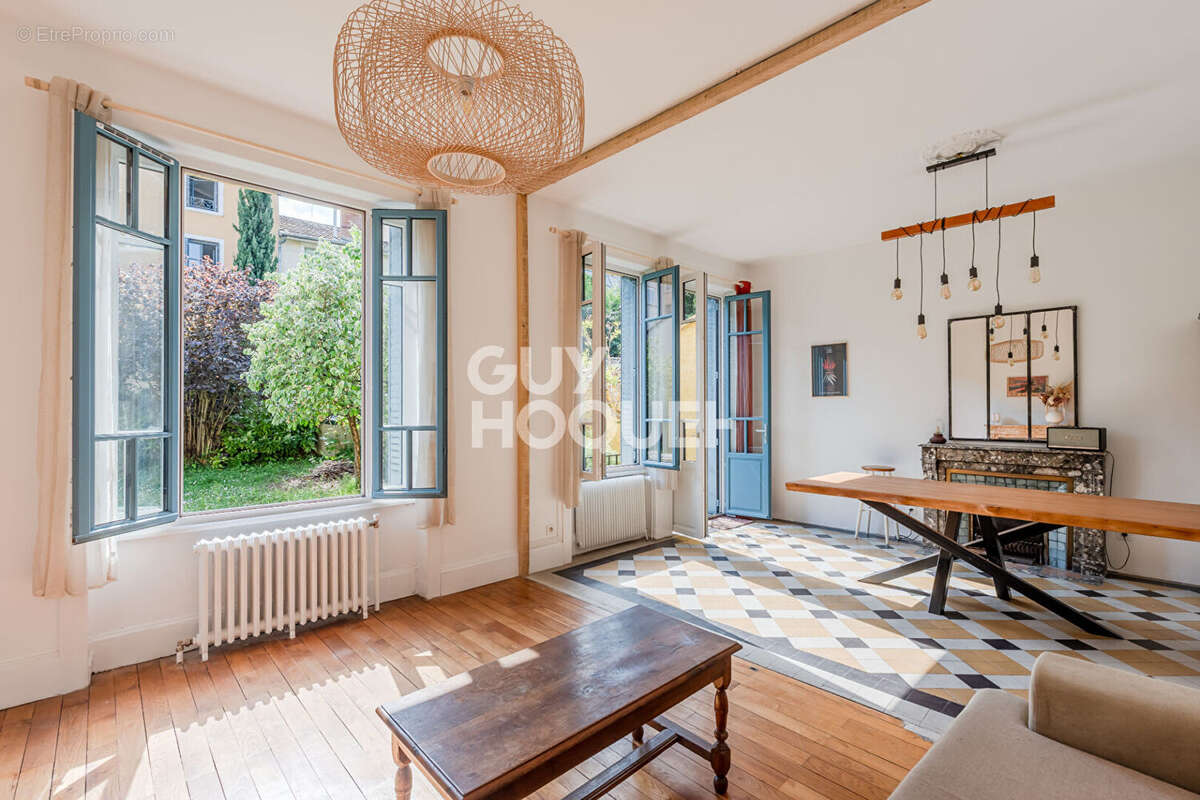 Maison à LYON-4E