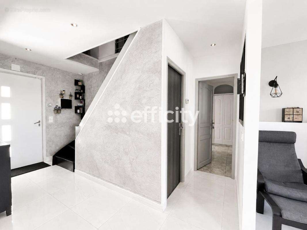 Maison 180 m² à Montgeron  - photo 23
