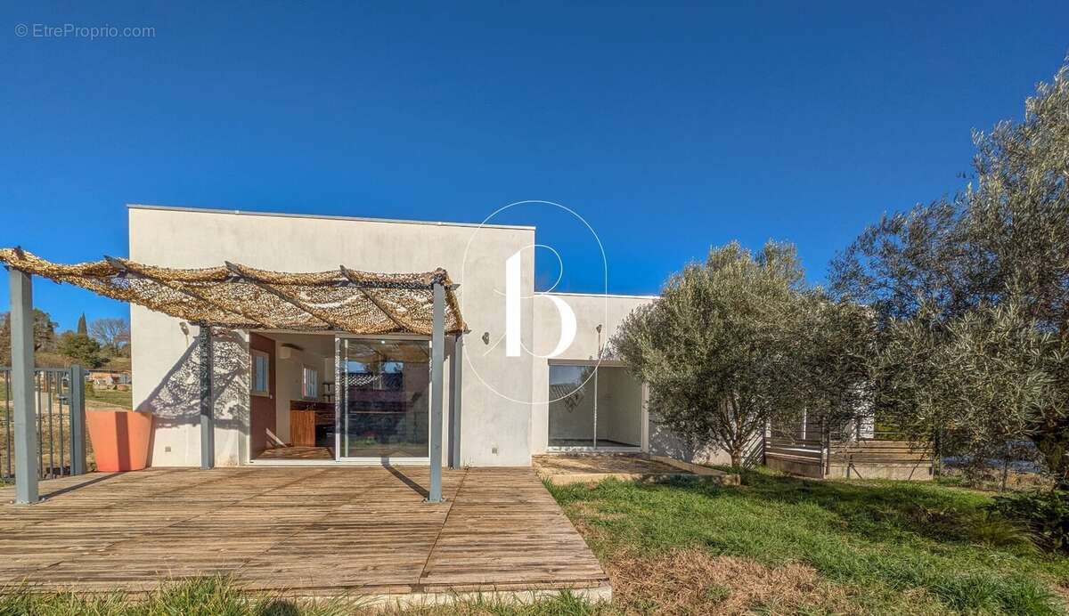 Maison à GOUDARGUES