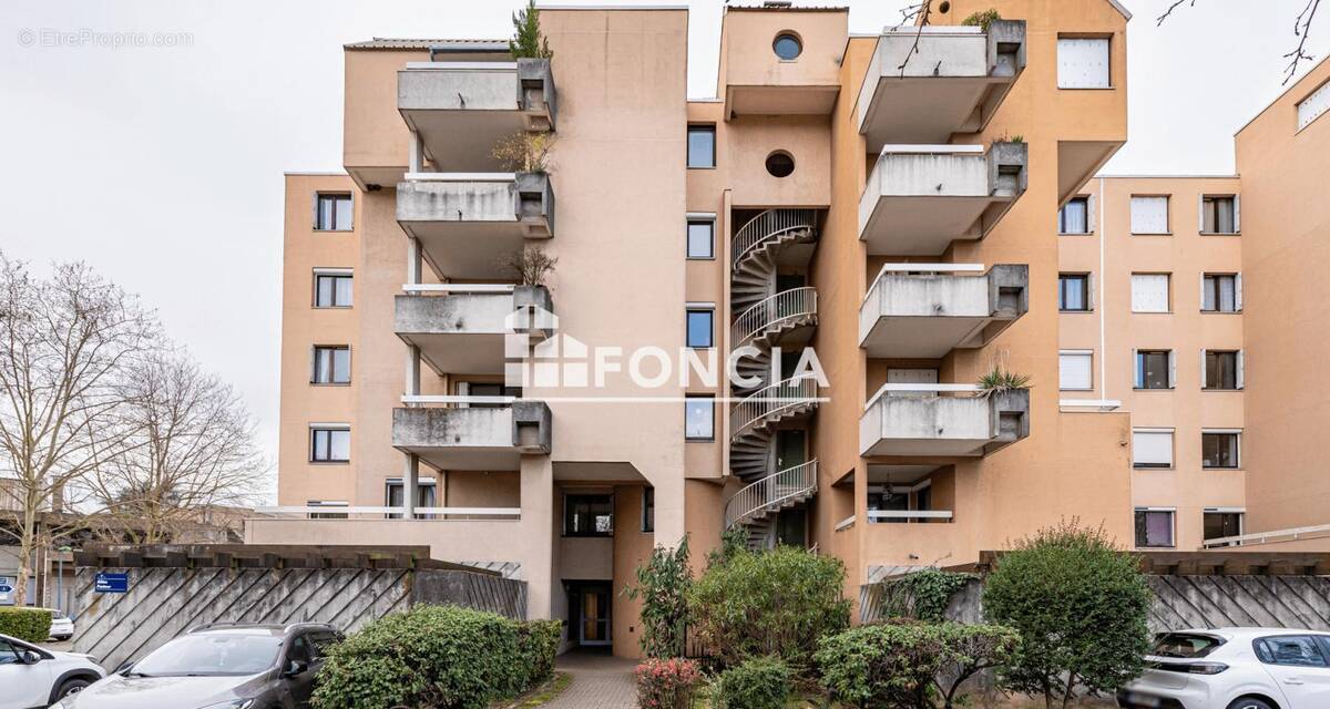 Appartement à ECHIROLLES