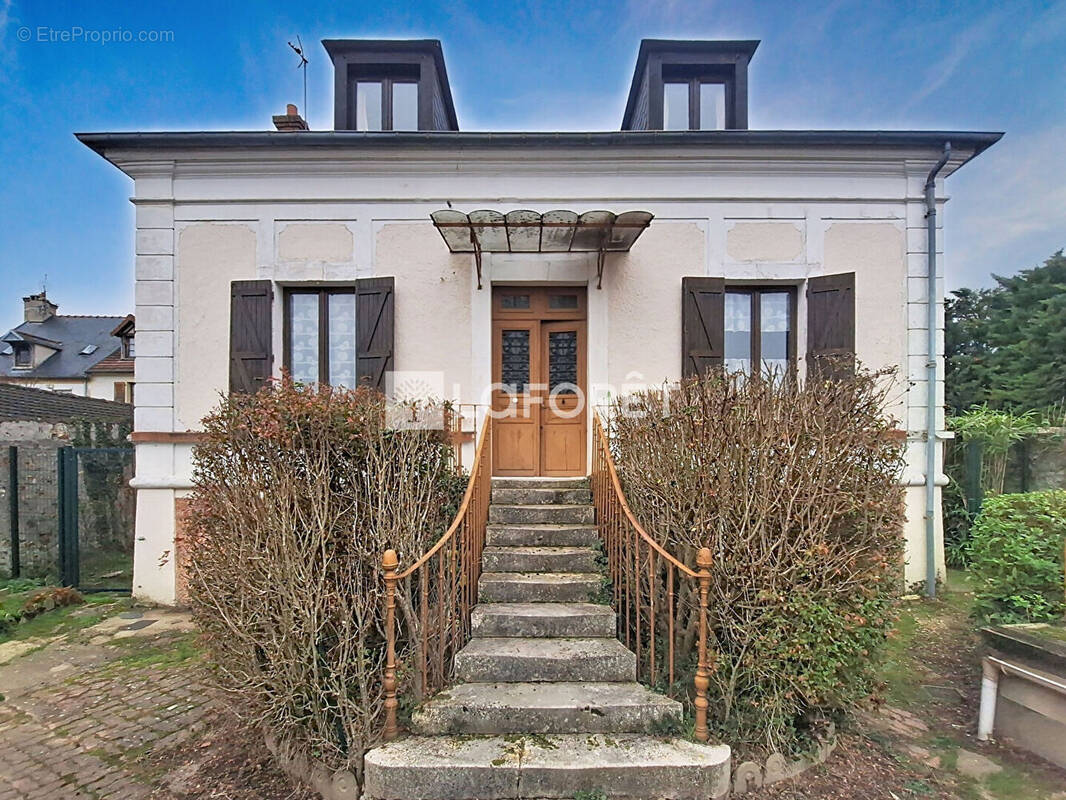 Maison à MARCOUSSIS