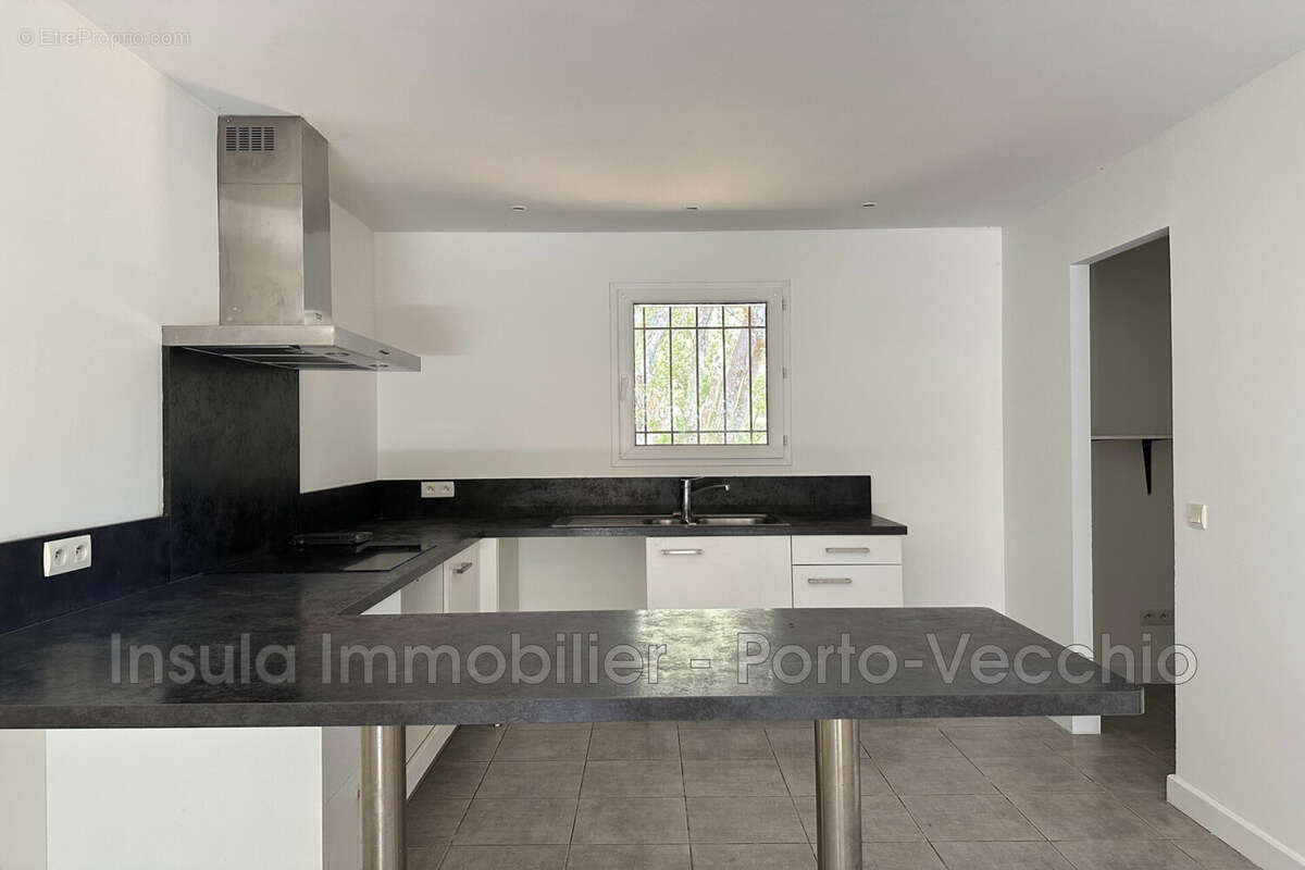 Maison 101 m² à Porto-Vecchio  - photo 3