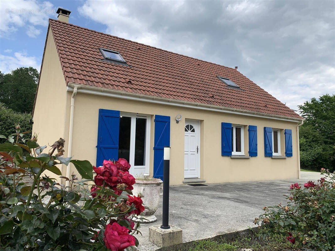 Maison à EXMES