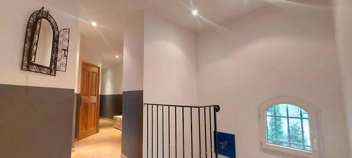 Maison à DRAGUIGNAN