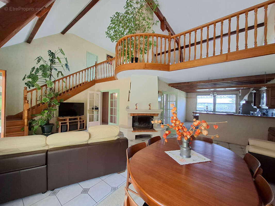 Maison à VILLEMOMBLE