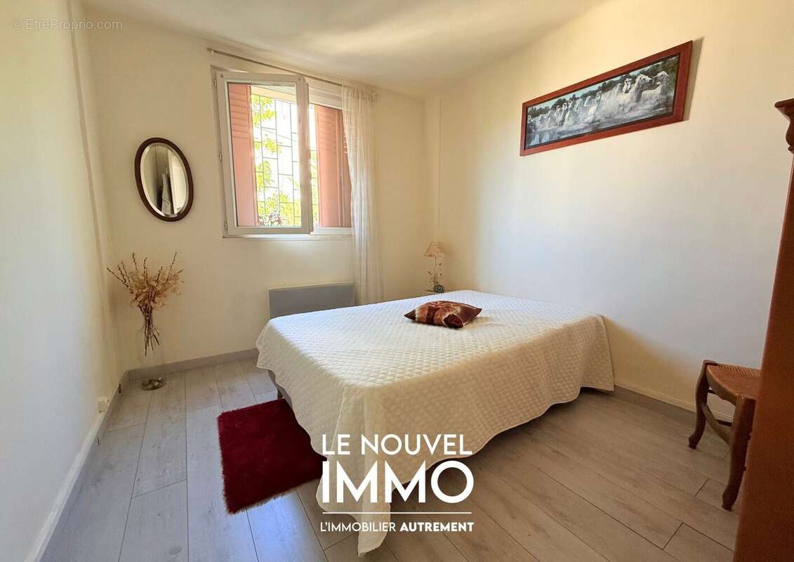 Appartement à MARSEILLE-4E