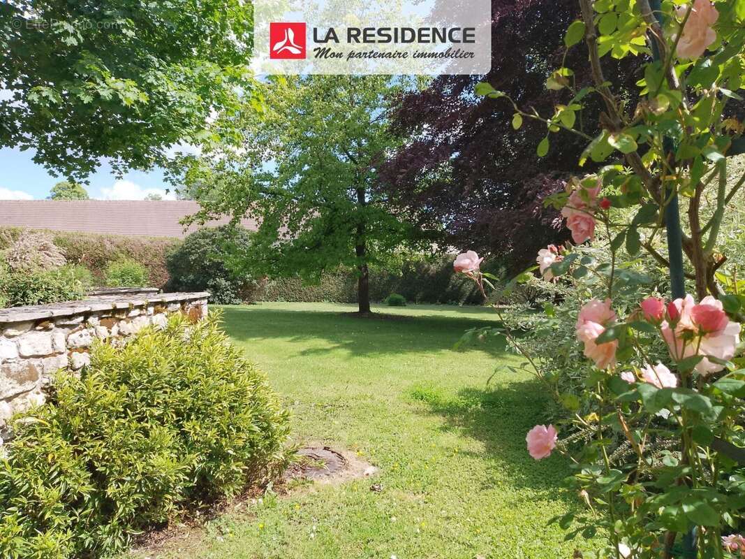 Maison 203 m² à Saint-Gervais  - photo 6