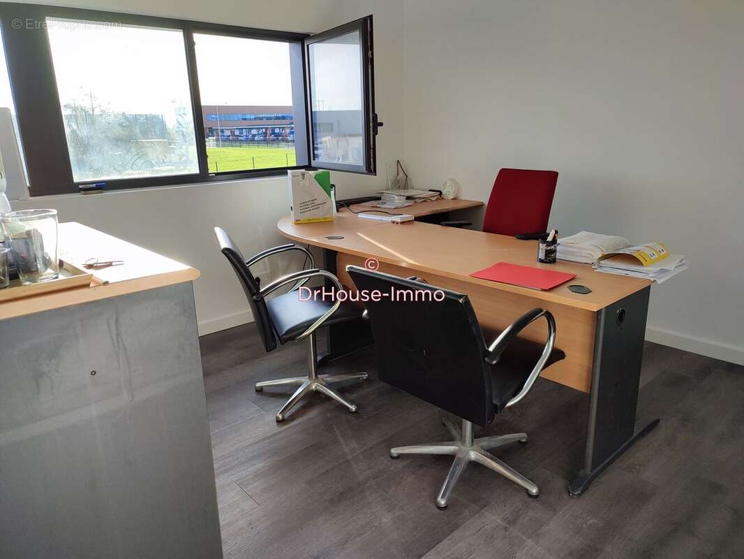 Commerce à BRETTEVILLE-SUR-ODON