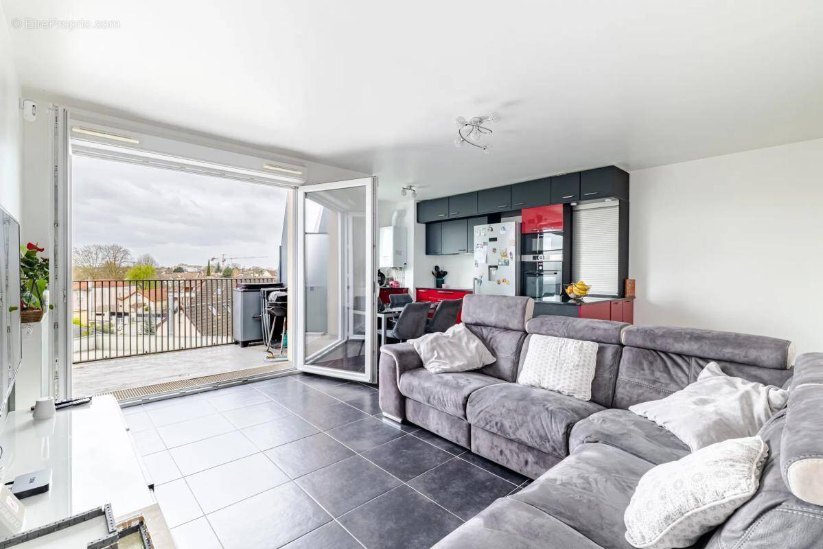 Appartement à CHENNEVIERES-SUR-MARNE