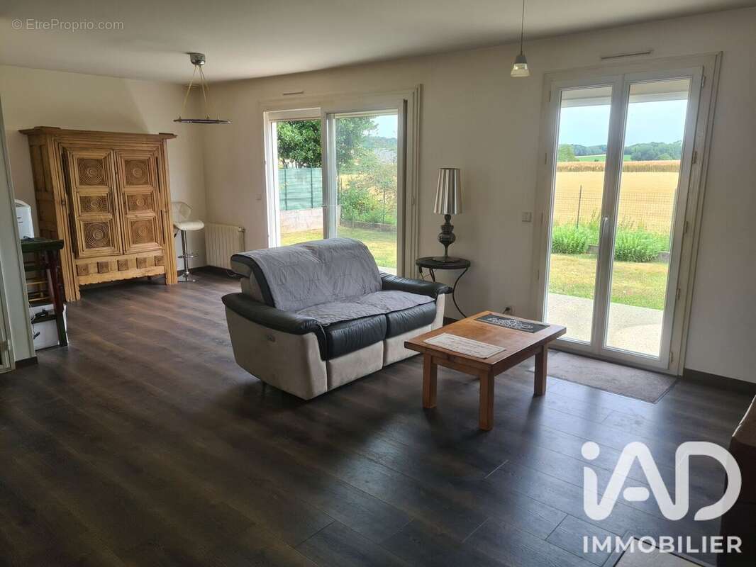 Maison 84 m² à Vemars  - photo 3