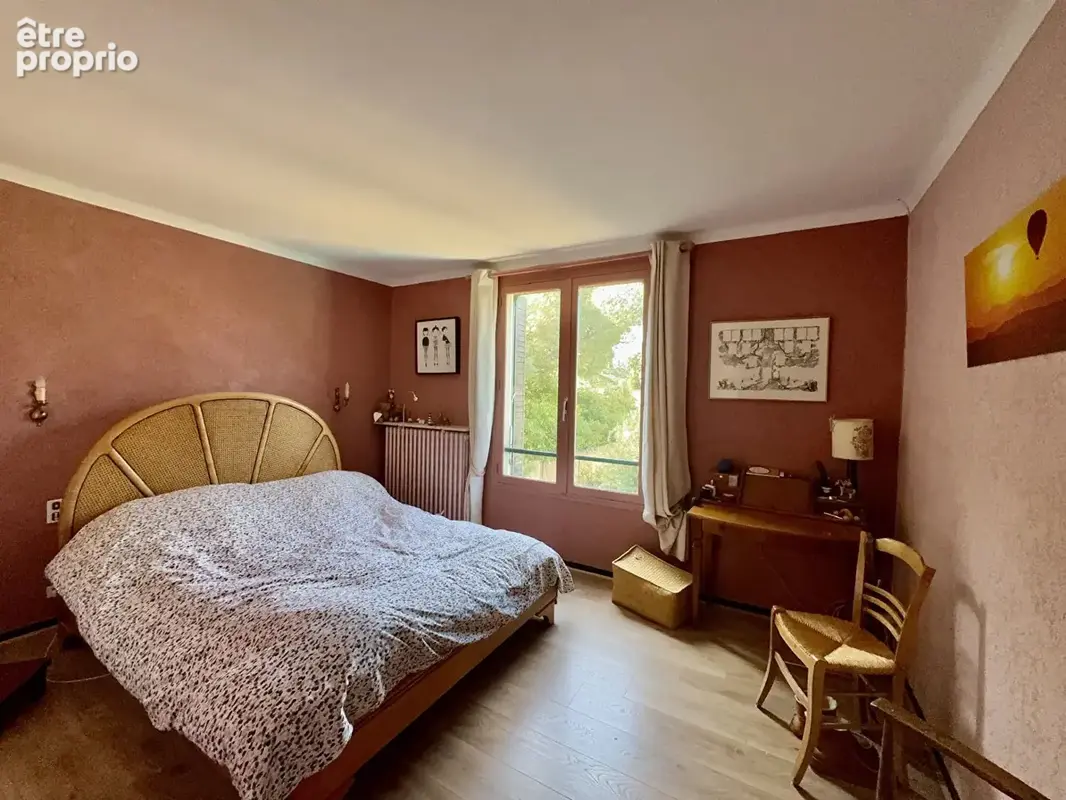 Maison Villeneuve Les Avignon 6 pièce(s) 219.50 m2 - photo 13