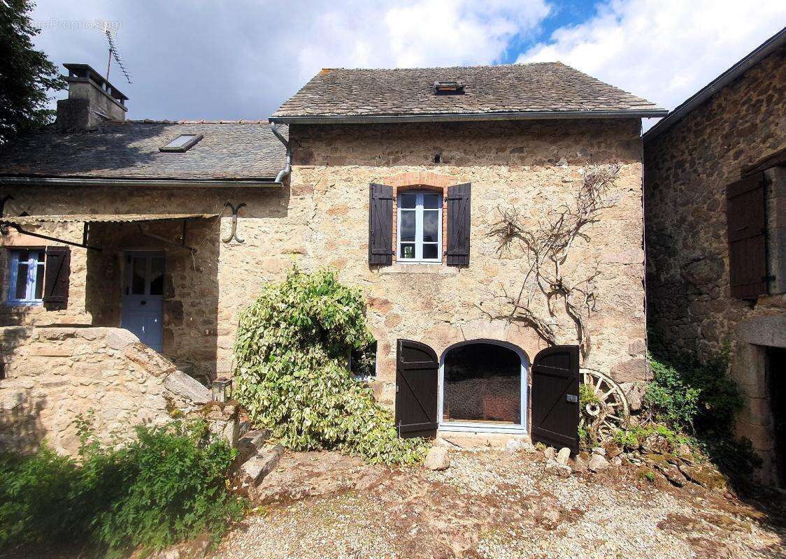 Maison à LA BASTIDE-L&#039;EVEQUE