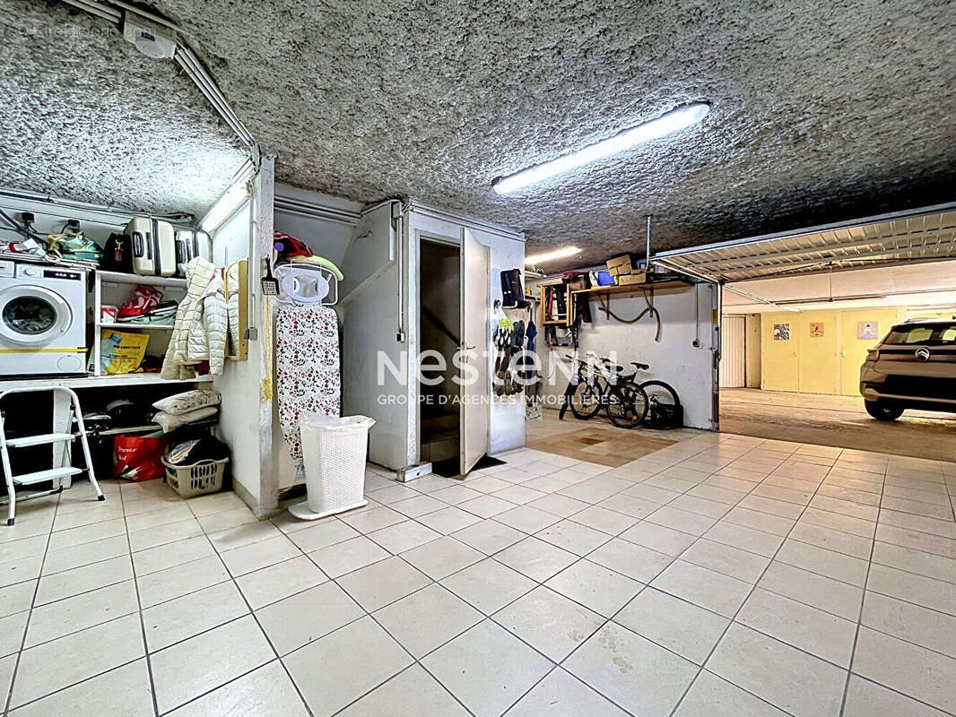 Golfe Juan - Maison 104m² - 5pièces - Garage - Calme - photo 17