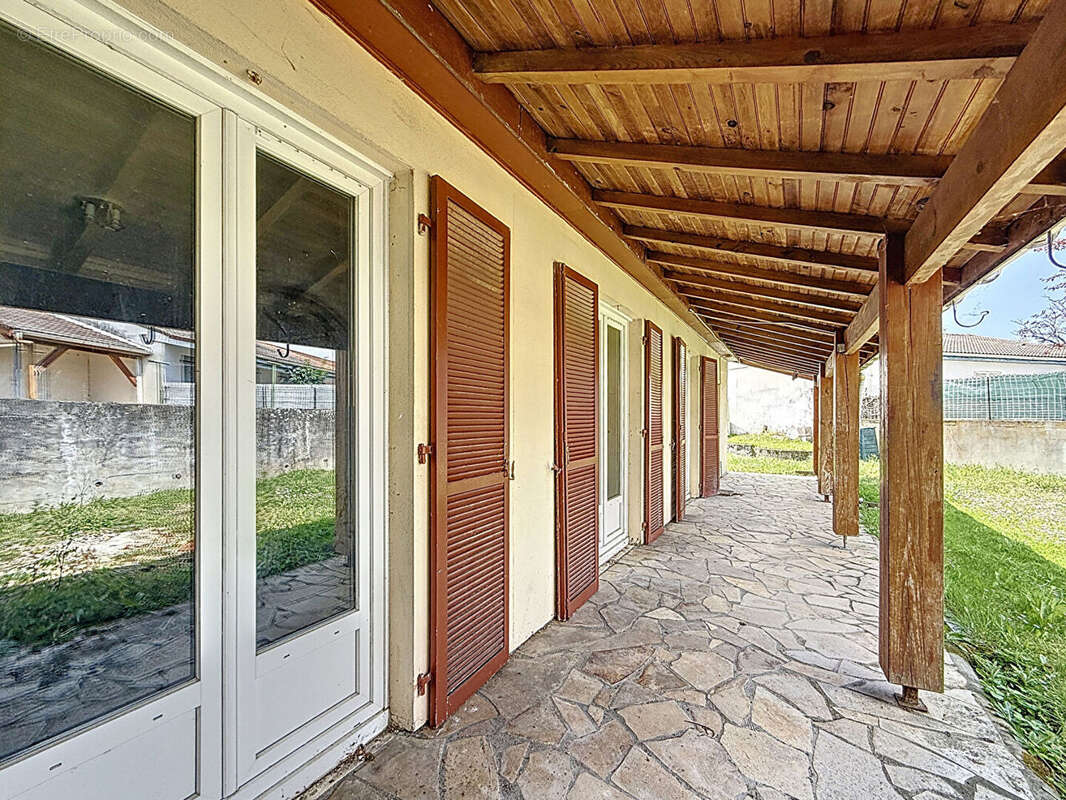 Maison à CARBON-BLANC