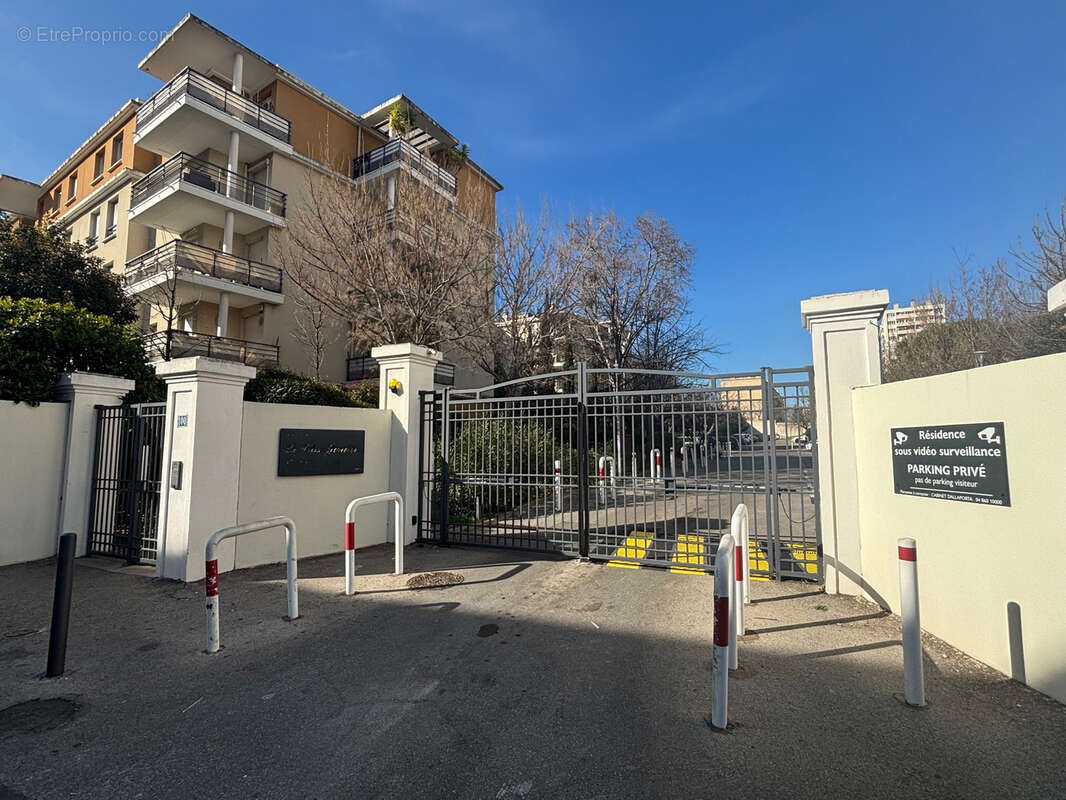 Appartement à MARSEILLE-13E