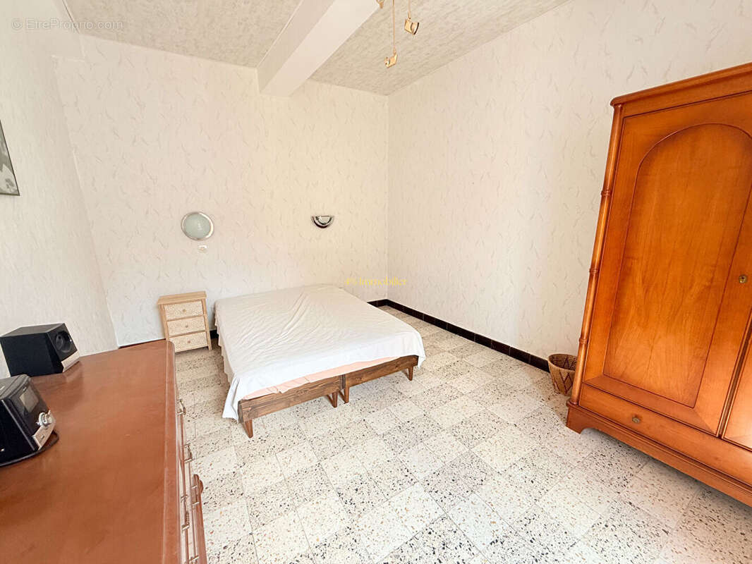 A vendre agde maison  4 pièces + combles 32m² - photo 6