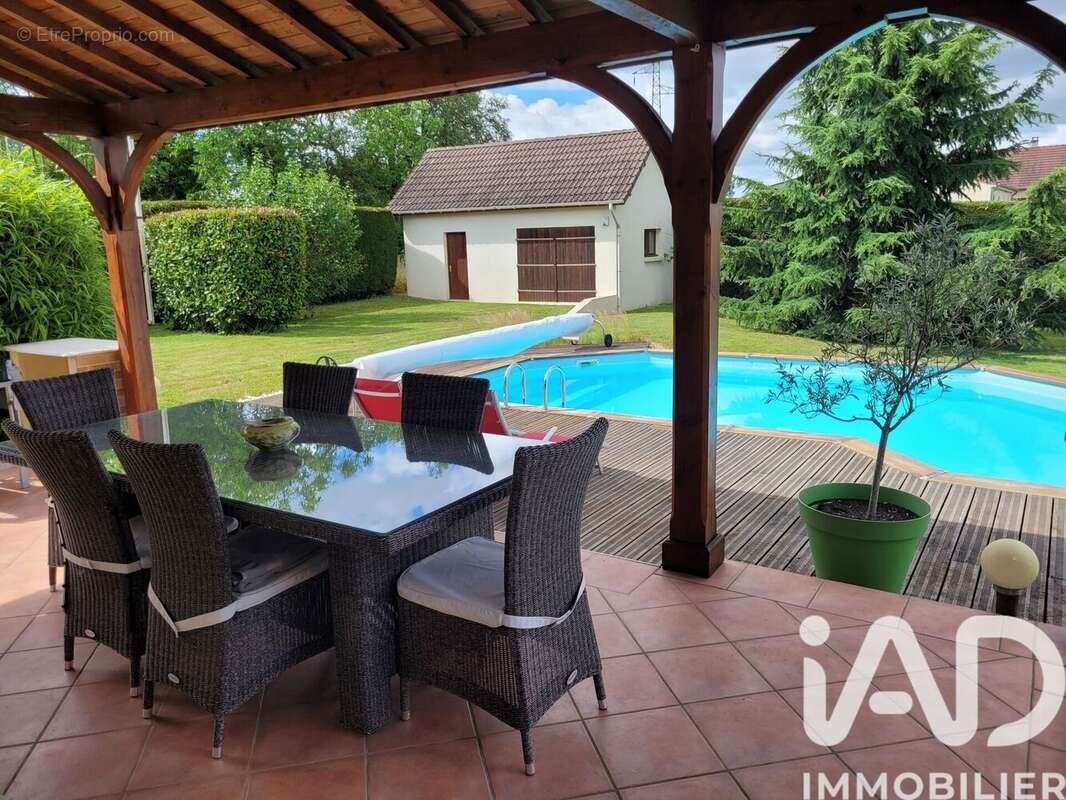Maison 133 m² à Toulon-Sur-Arroux  - photo 8