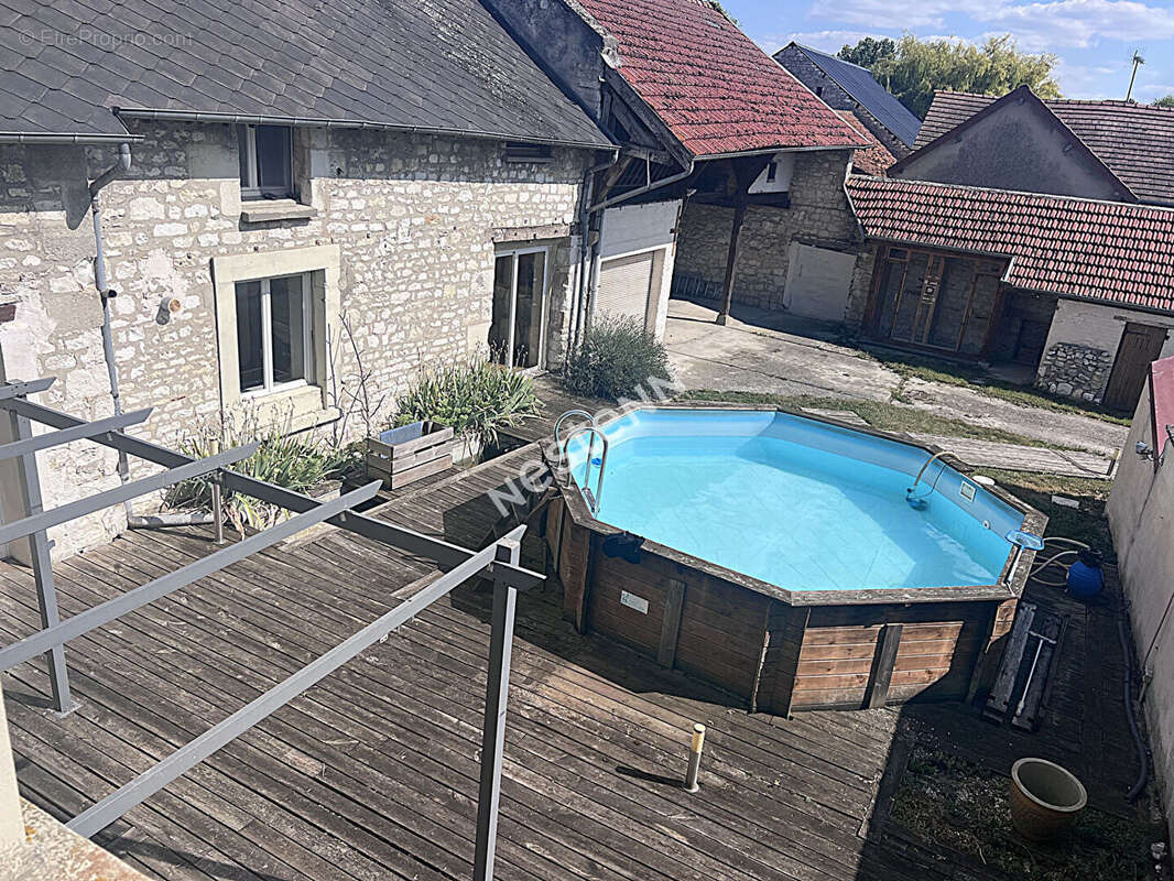 Maison à AMIFONTAINE
