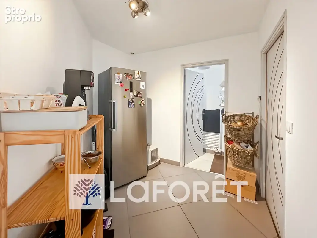 Maison plain-pied T4 avec piscine chauffée et 2 garages à 5 minutes de GEMOZAC (17260) -  110 m2 - photo 17