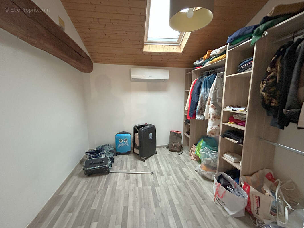 Appartement à CHATILLON-SUR-CHALARONNE