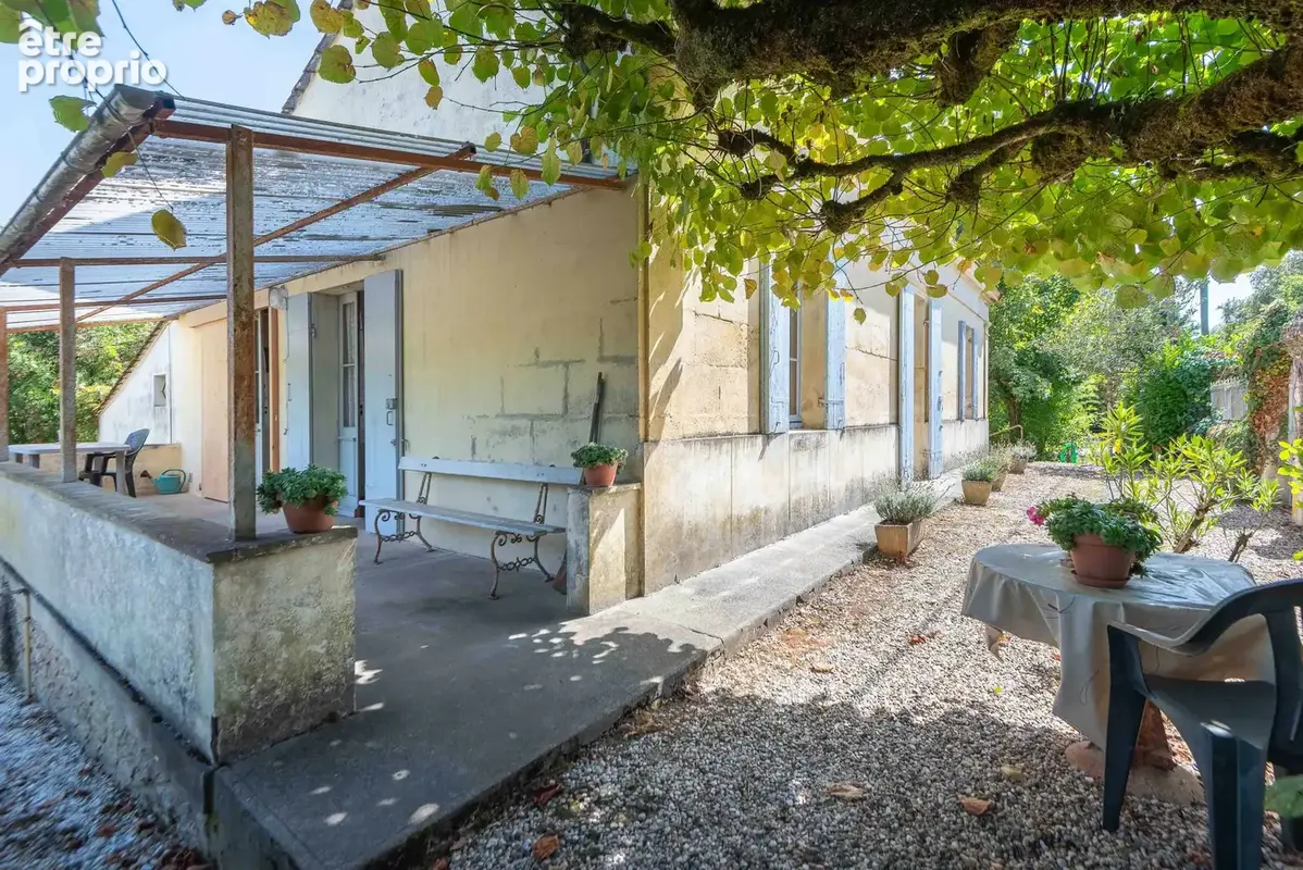 Maison en pierre - 115 m2 - 4 ch - proche ecole - photo 2