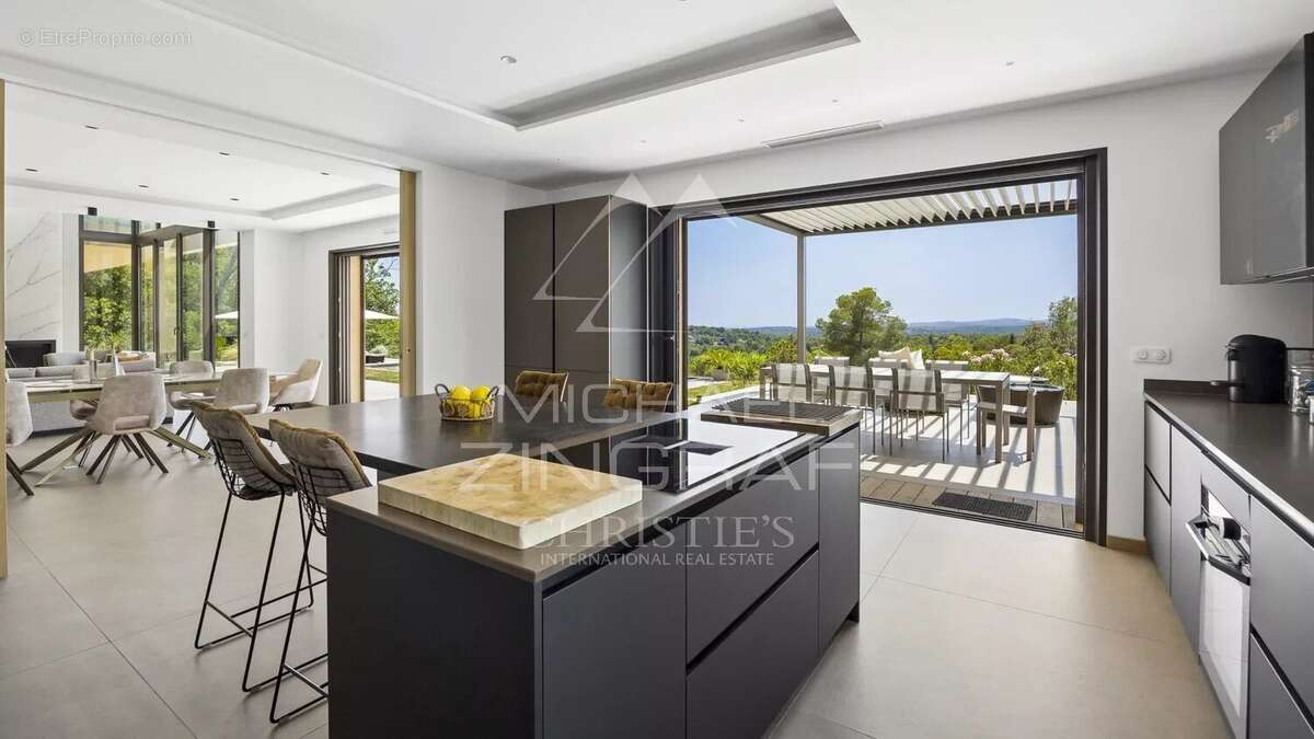 Une signature architecturale contemporaine avec panorama d'exception - photo 11