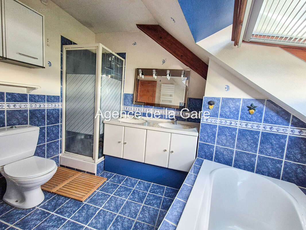 Appartement à HOUILLES