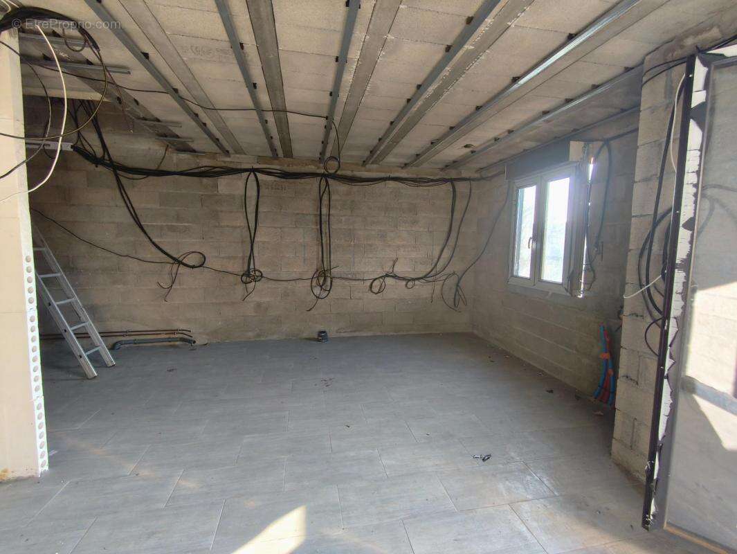 Appartement à TREMBLAY-EN-FRANCE