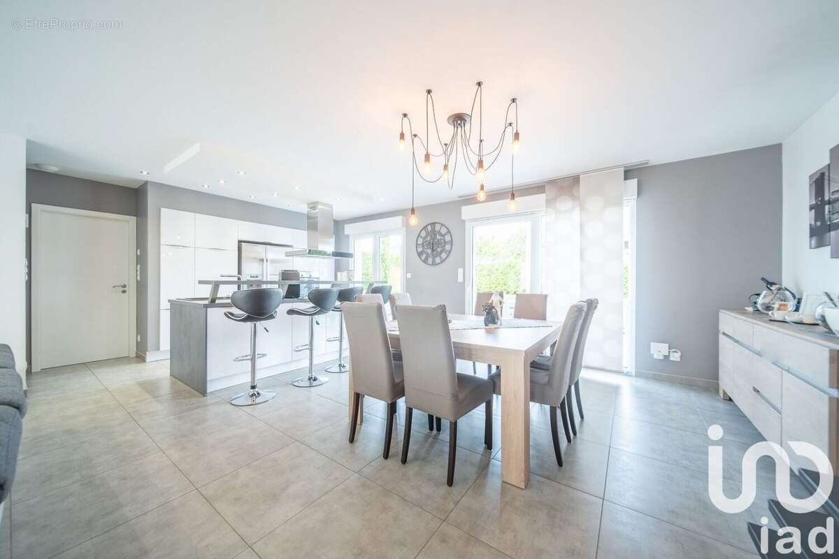 Photo 6 - Maison à DONCOURT-LES-LONGUYON