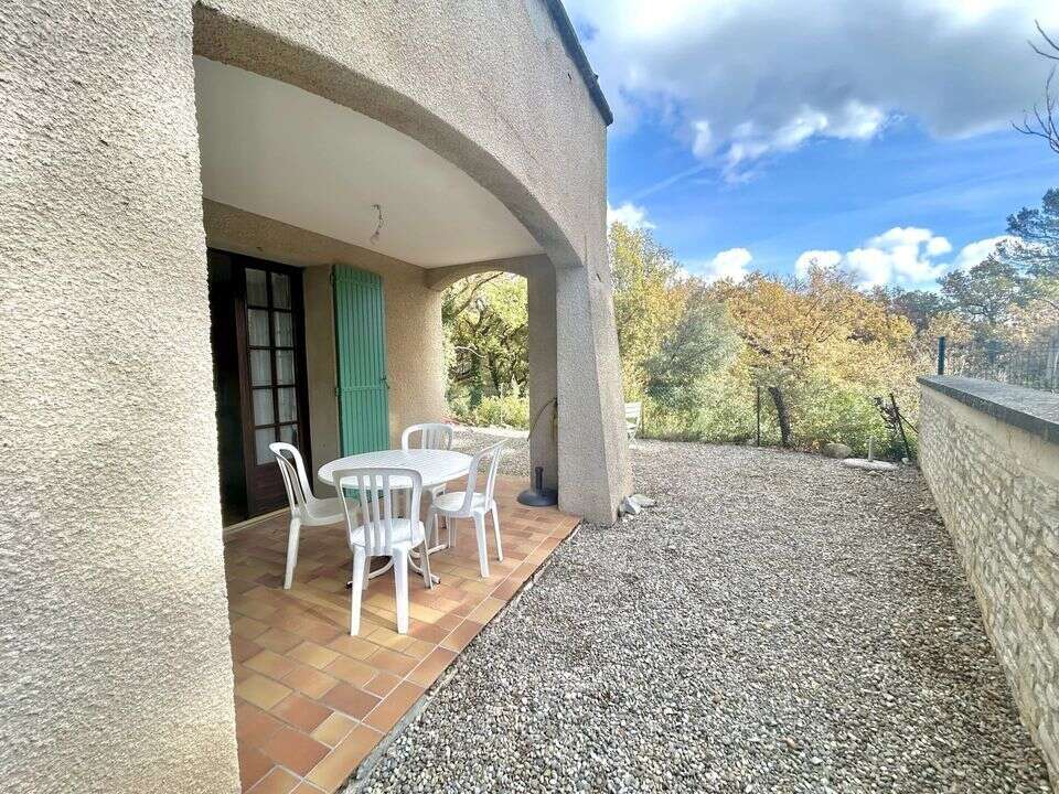 Appartement à GREOUX-LES-BAINS