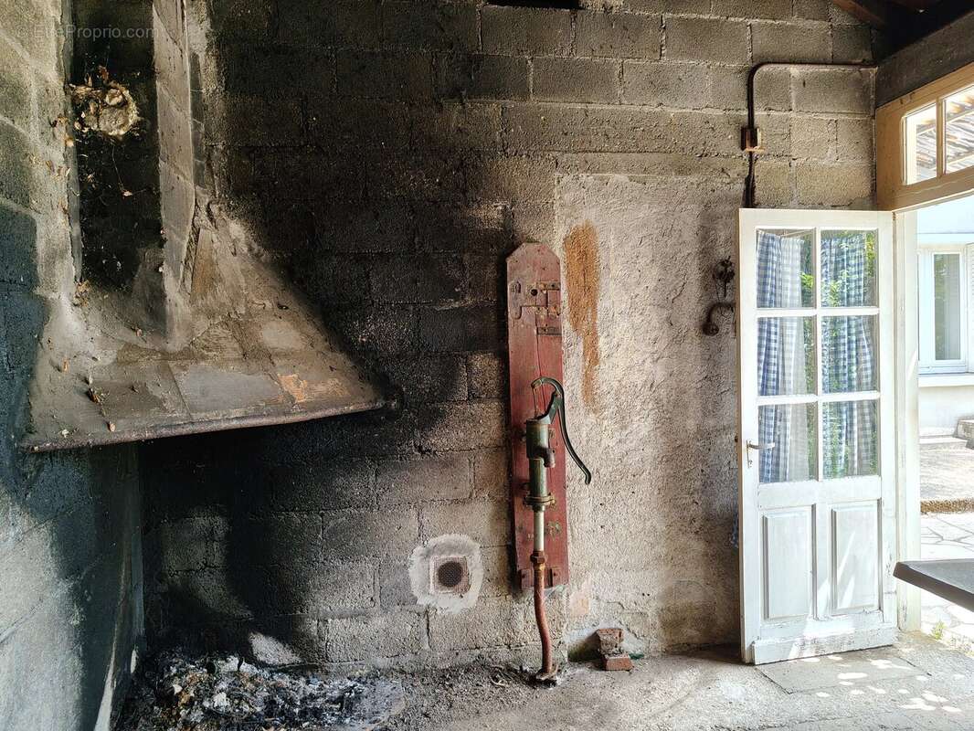 Maison à PIEGUT-PLUVIERS