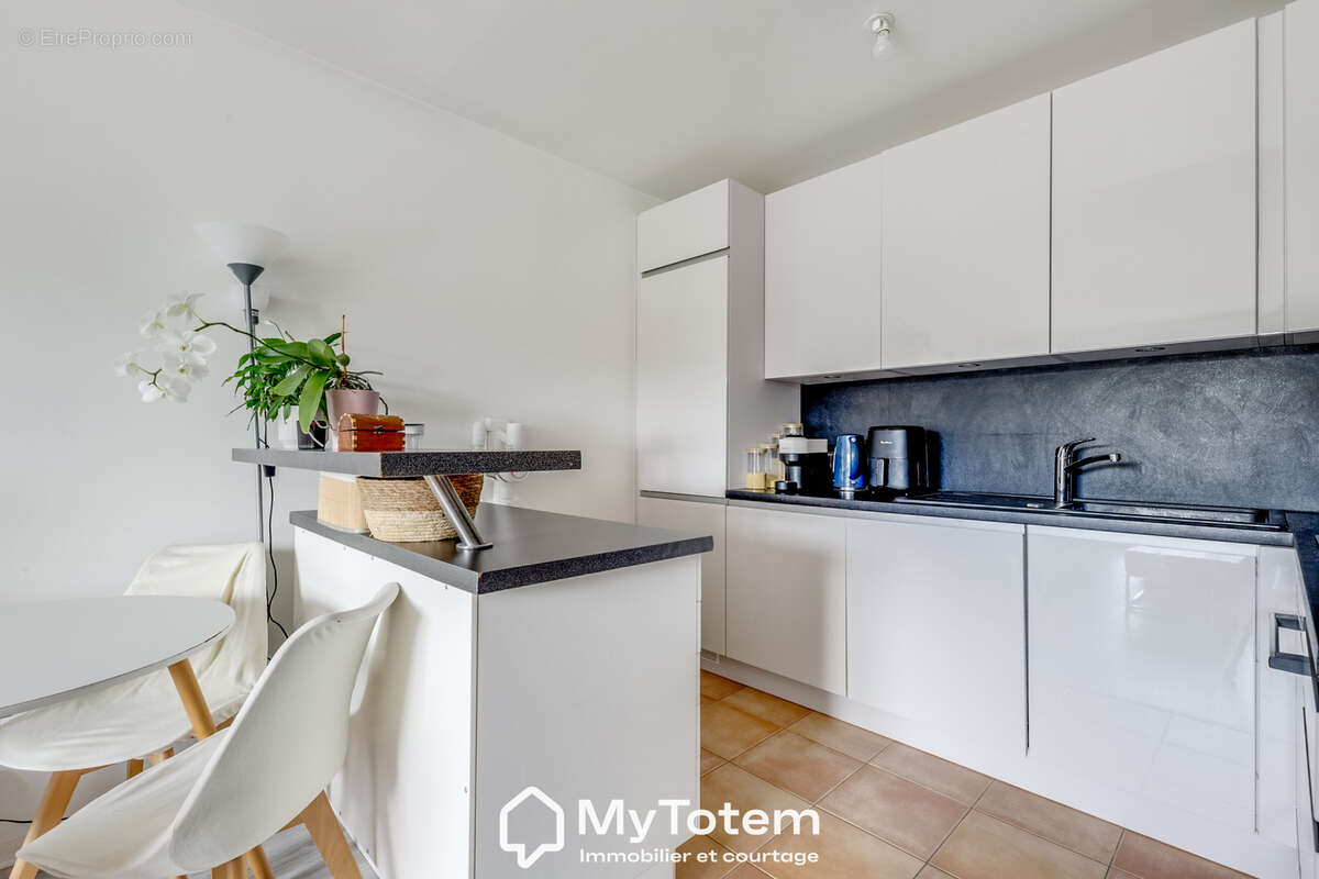 Appartement à SARTROUVILLE