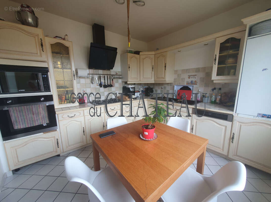 Maison  7 pièces 157.74 m2 - photo 2