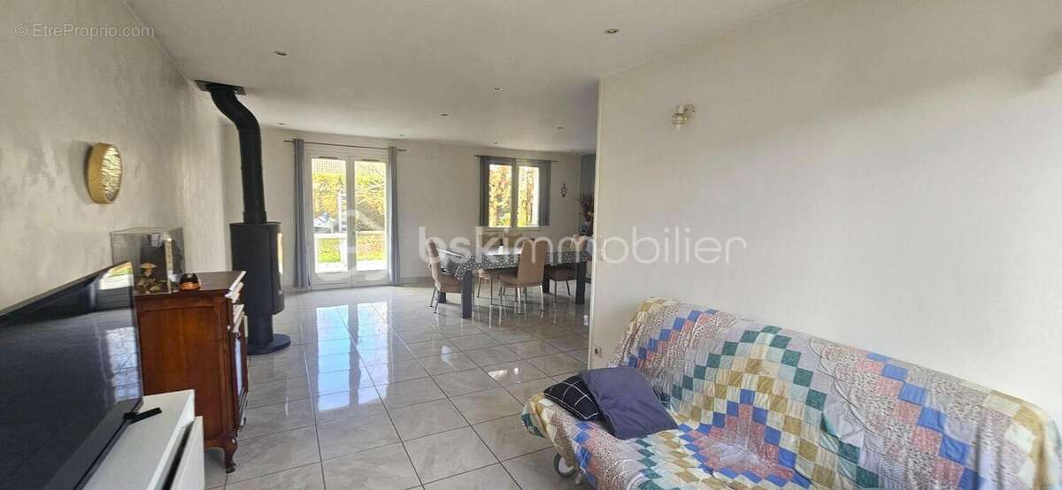 Maison à PONTAULT-COMBAULT