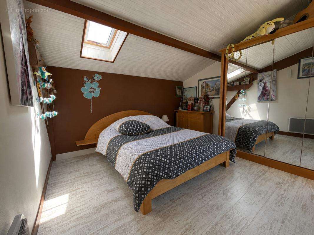 Maison 194 m² à Saint-Sylvestre  - photo 11