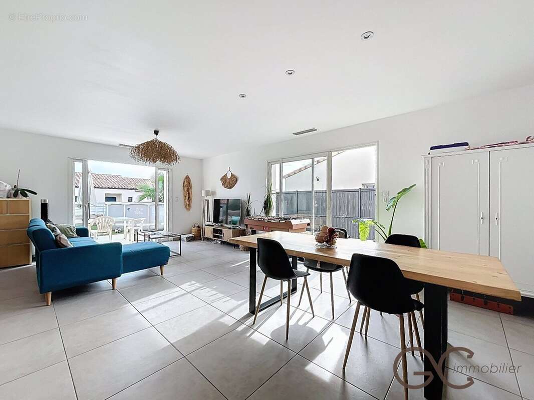 Maison à THEZAN-LES-BEZIERS