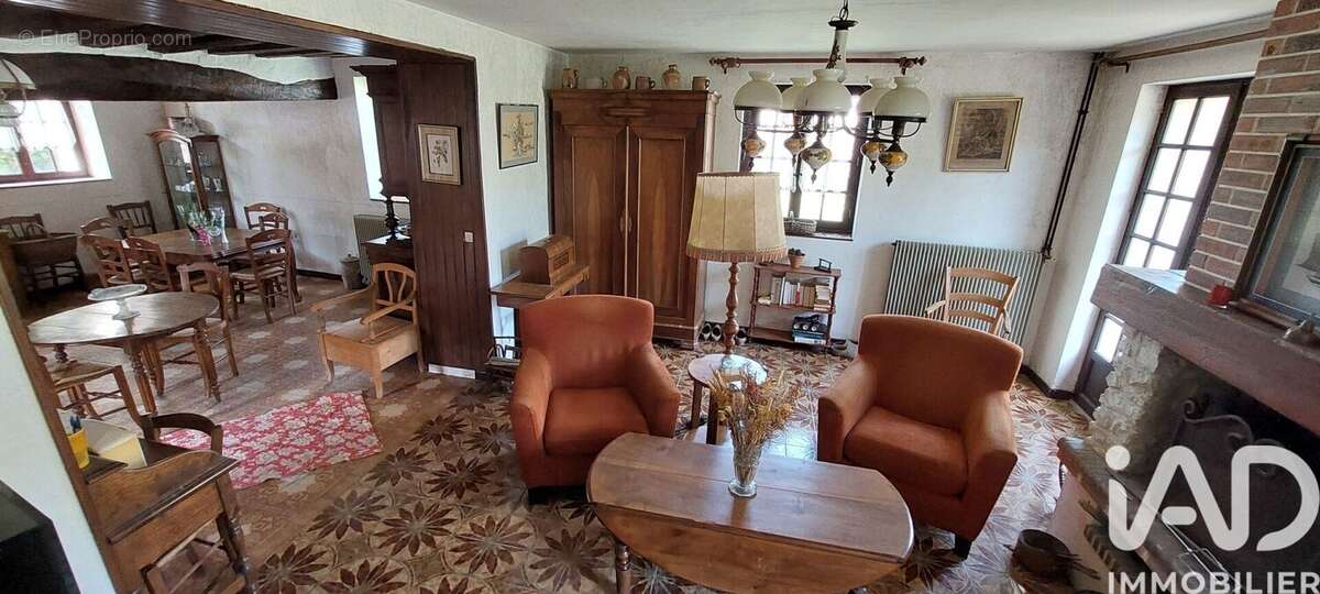 Maison 93 m² à Saint-Agnan  - photo 6