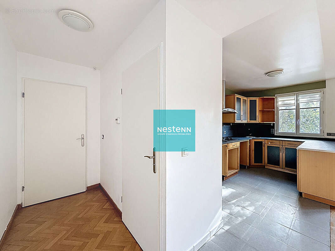 Appartement à LE PLESSIS-BOUCHARD