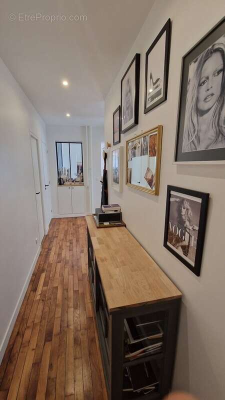 Appartement à COURBEVOIE