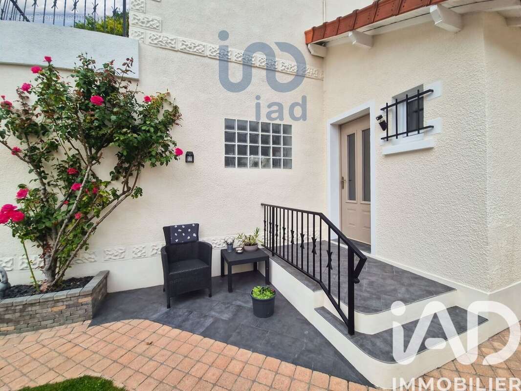 Photo 2 - Maison à MONTFERMEIL