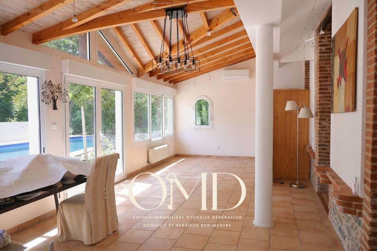 Maison à MONTESQUIEU-VOLVESTRE