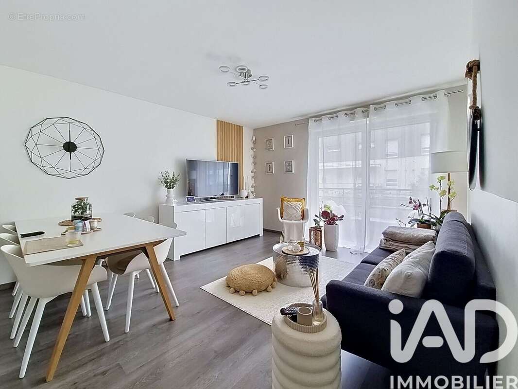 Photo 2 - Appartement à FLEURY-MEROGIS
