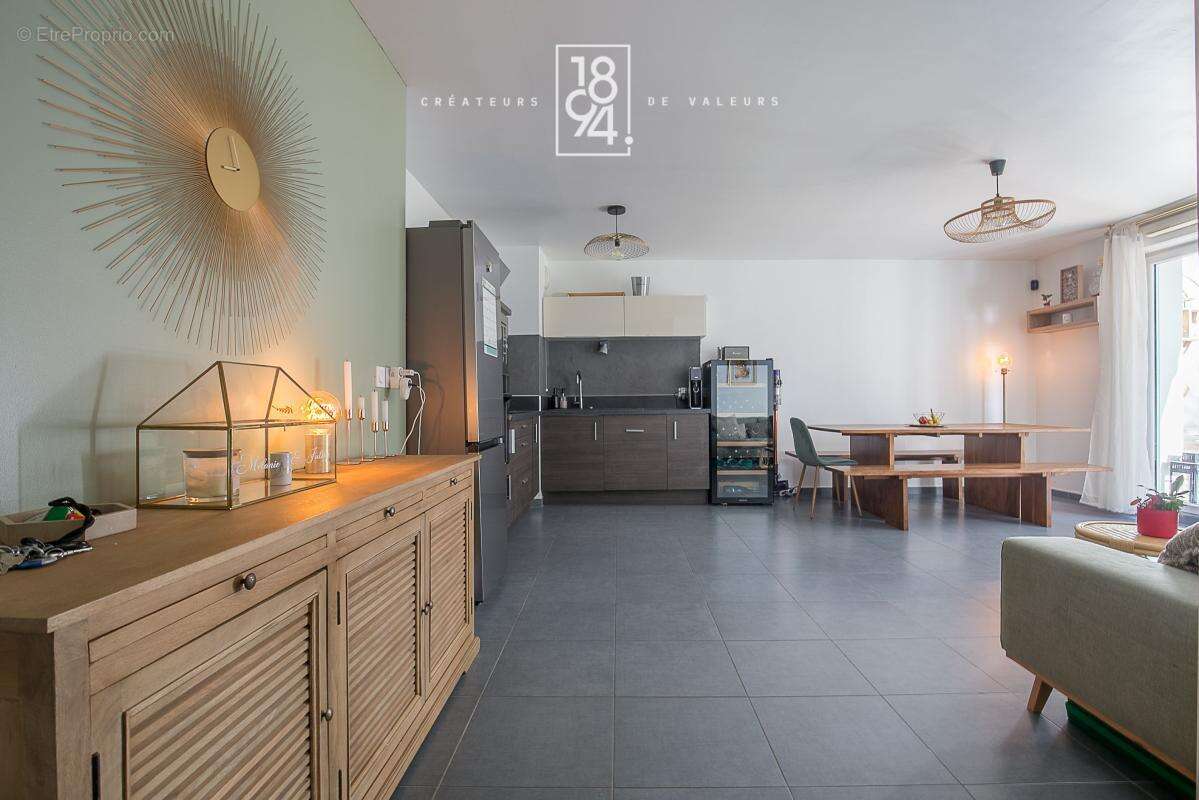 A vendre appartement T3 moderne avec terrasse ET PARKING DOUBLE EN SOUS SOL - photo 10