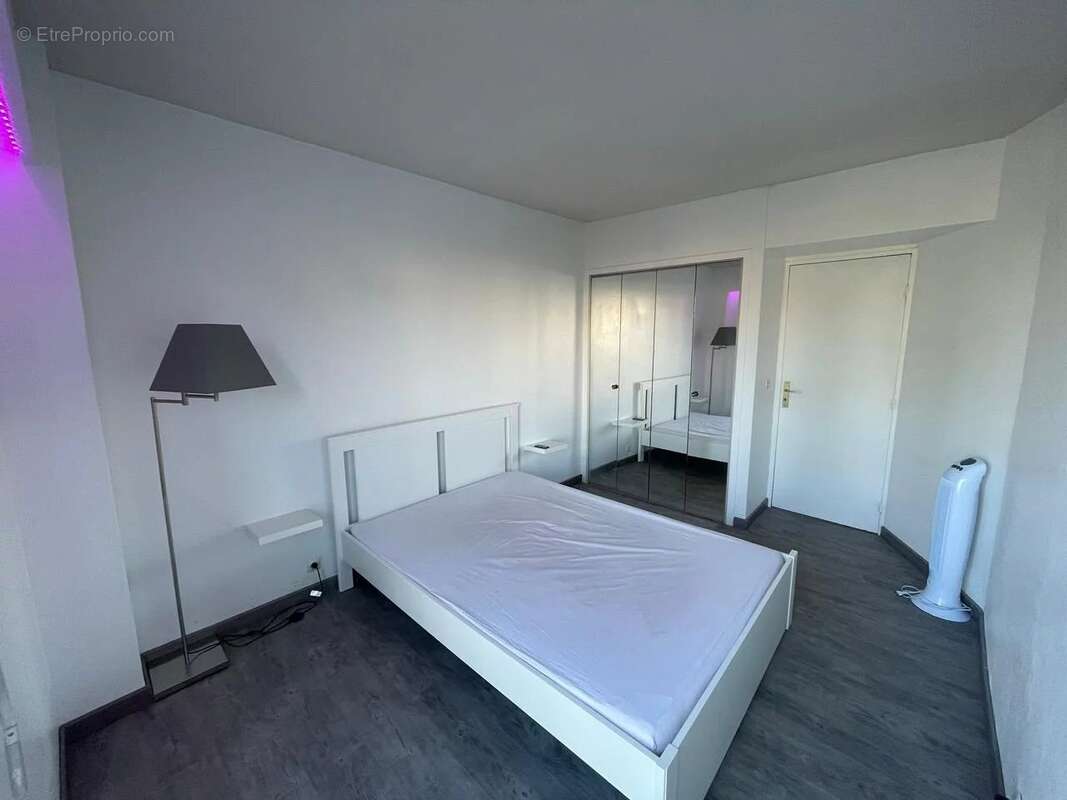 Appartement à LE CANNET