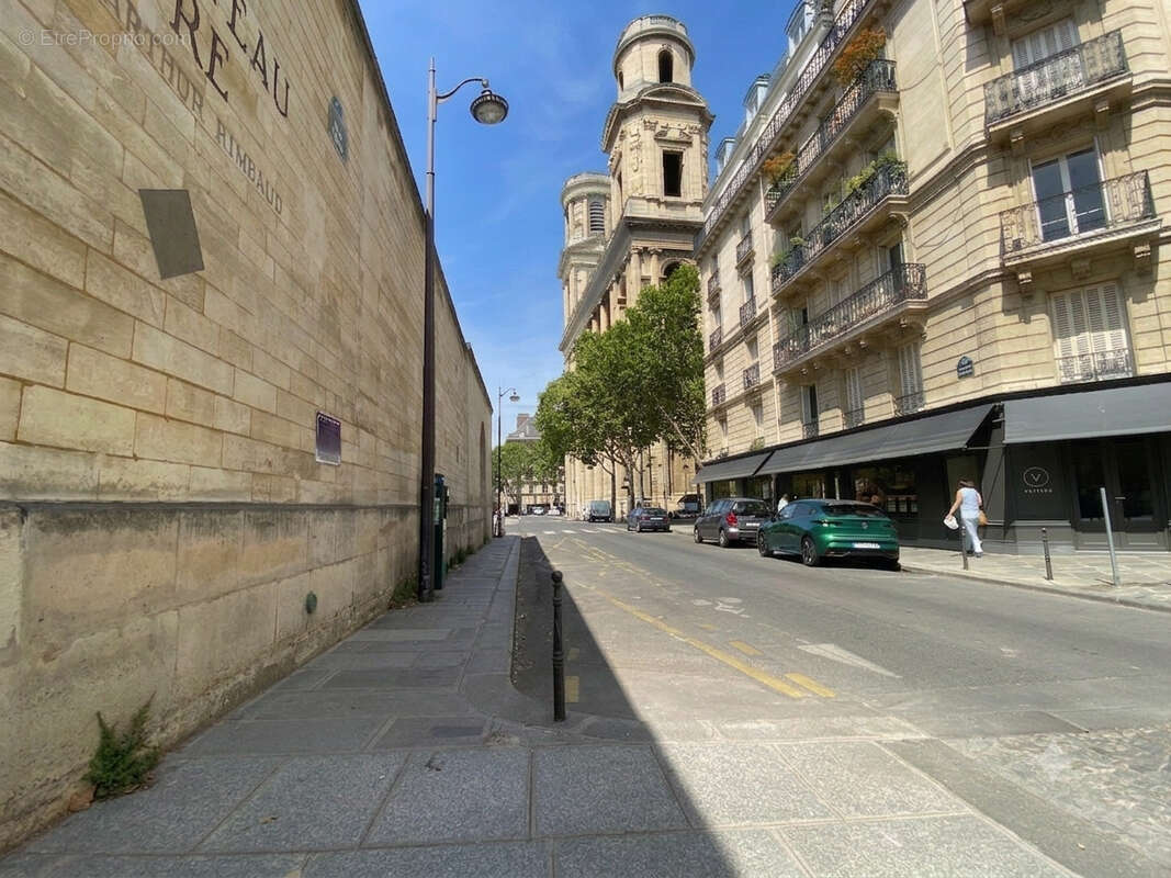 Paris 6e arrondissement - Quartier Saint-Sulpice - Atelier de 84 m2 - photo 9