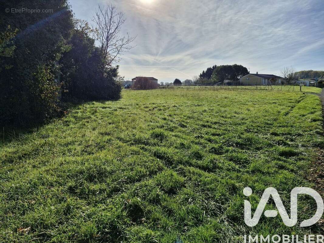 Photo 7 - Terrain à SIGOULES