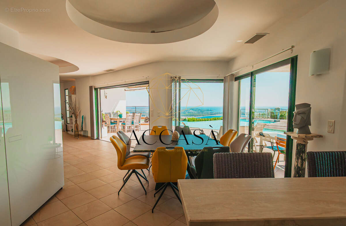 Maison à PORTO-VECCHIO