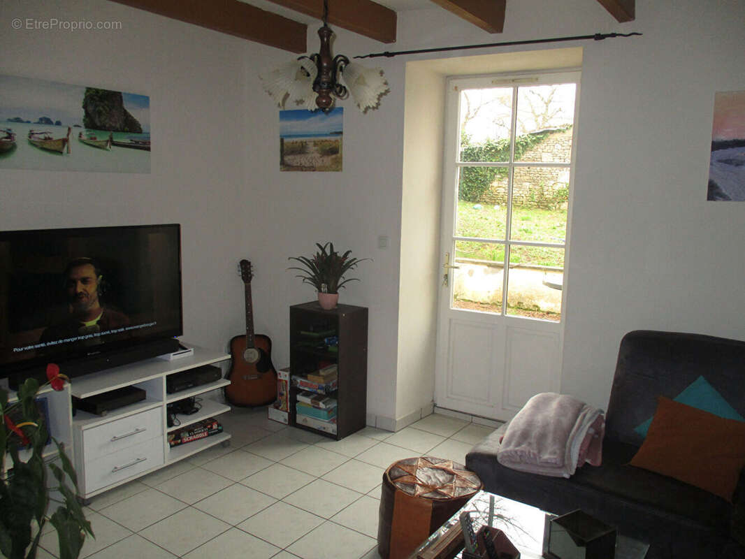 Secteur La Crèche 185 m2 - photo 12